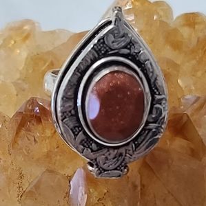 🌻Bogo New*Vintage Goldstone Poison Silver Ring